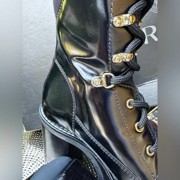 Stunning Versace Medusa Boots 💕 - Picture 4 of 16